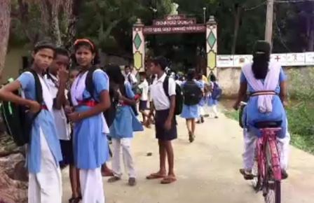 Visitors to produce identity before entering schools in Odisha