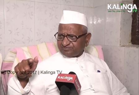 Anna Hazare urges farmers to become Parliamentarians