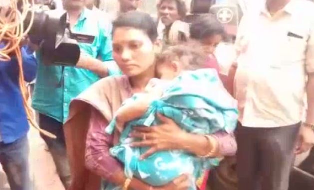 Koraput: Rescued baby girl admitted at SCB