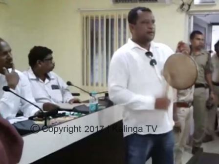 Young Sarpanch beats gong as mark of protest in Odisha