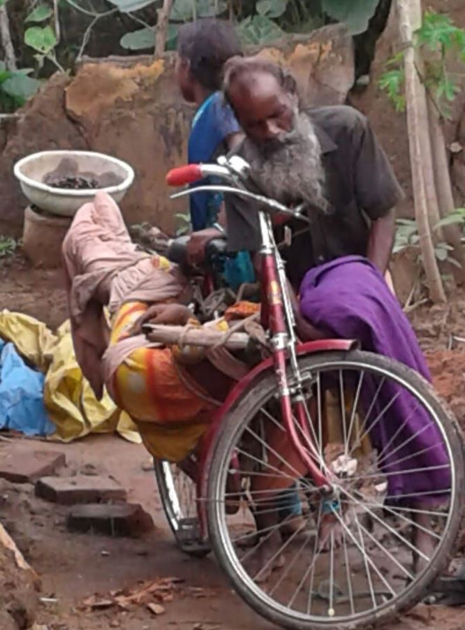 body on bicycle in Boudh