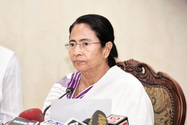 Protesting Junior Doctors Reject Mamata Banerjee’s Offer, Continue Strike