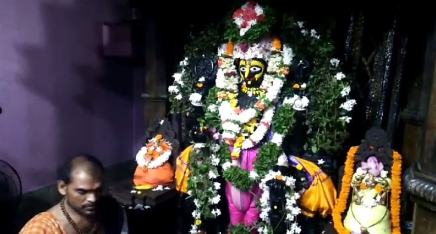Devotees throng to Alarnath as holy trinity fall sick after Snana Purnima