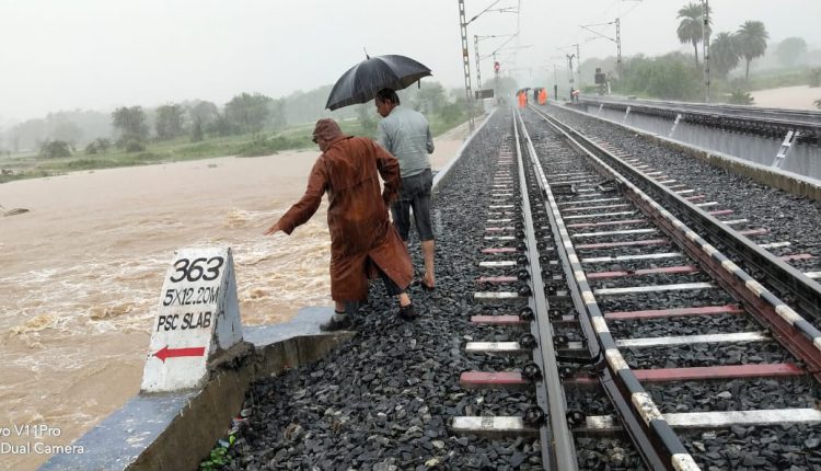 Know The Trains Cancelled, Partially Cancelled for Heavy Rains In Odisha