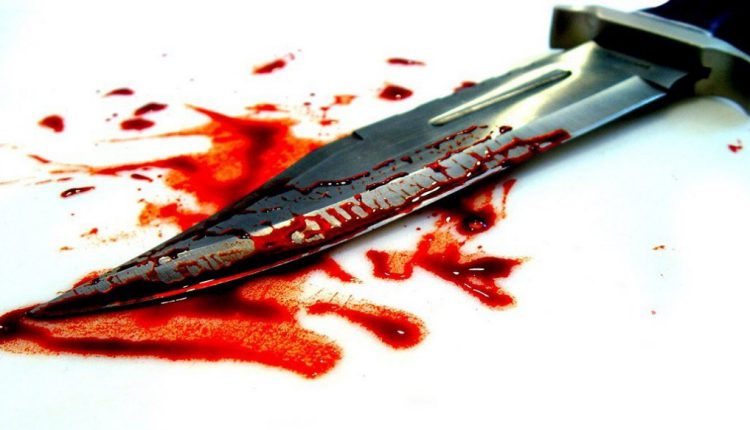 Wife kills husband by slitting throat