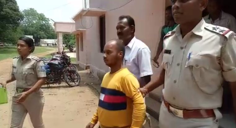 Odisha: Youth Arrested For Chopping Off Neighbour's Genitals Over Illicit Affair With His Mother