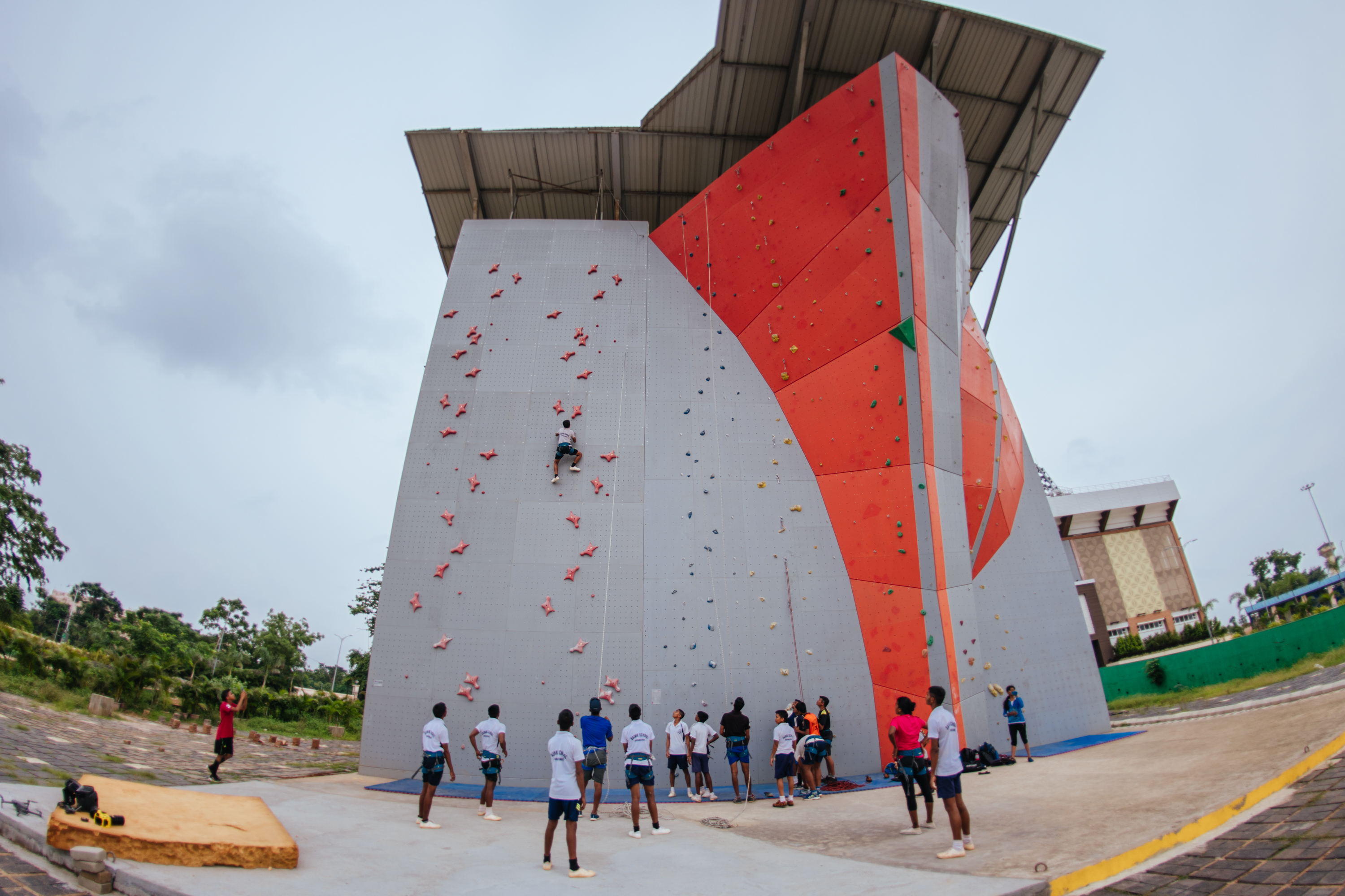 Sports Climbing At Kalinga Stadium Attracts Young Climbers