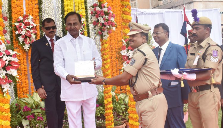 Contingent Of Odisha Police Participates Independence Day Celebration In Telangana