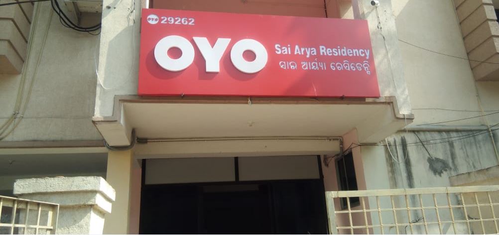 Hidden camera spotted in OYO hotel room in Bhubaneswar, 2 detained