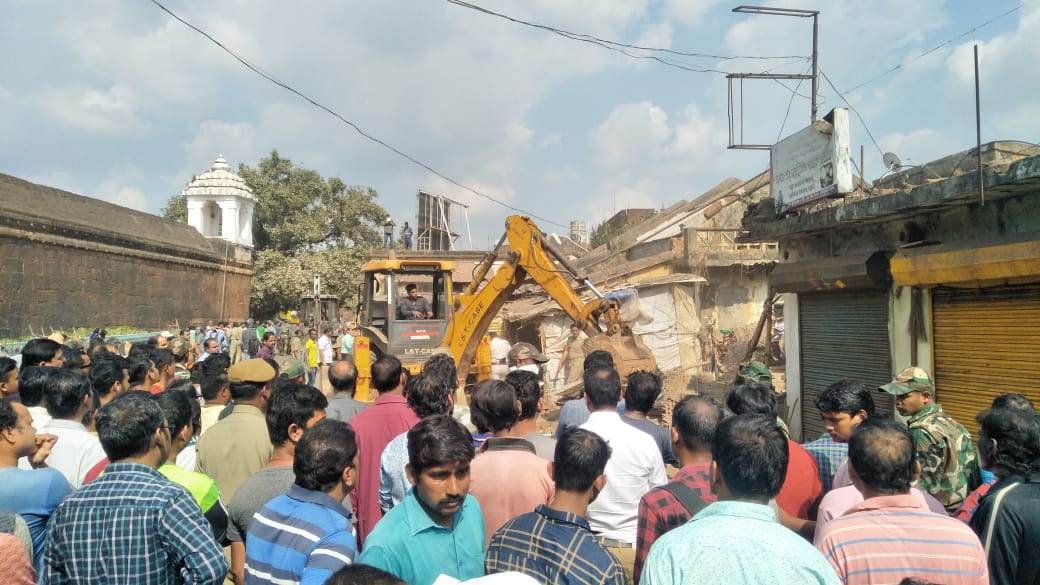 Eviction drive begins near Lingaraj temple in Bhubaneswar