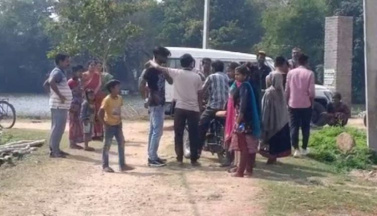 Five injured in group clash during Saraswati idol immersion in Soro