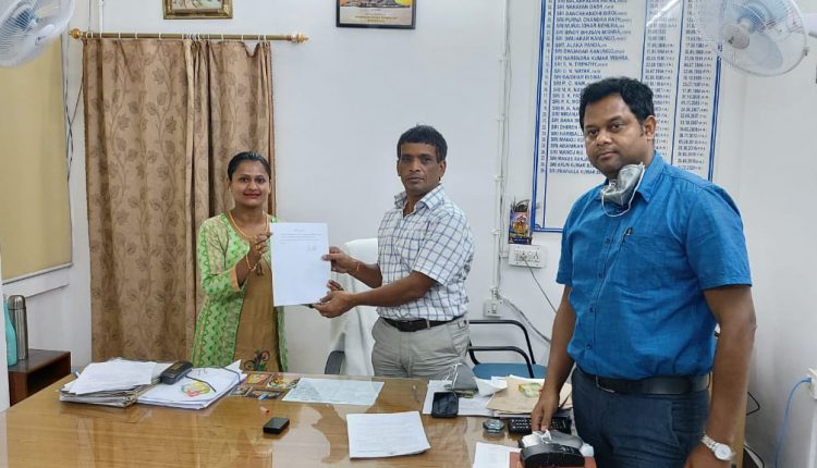 Odisha Jatra artiste Rani Panda donates Rs. 50000 to CMRF COVID 19