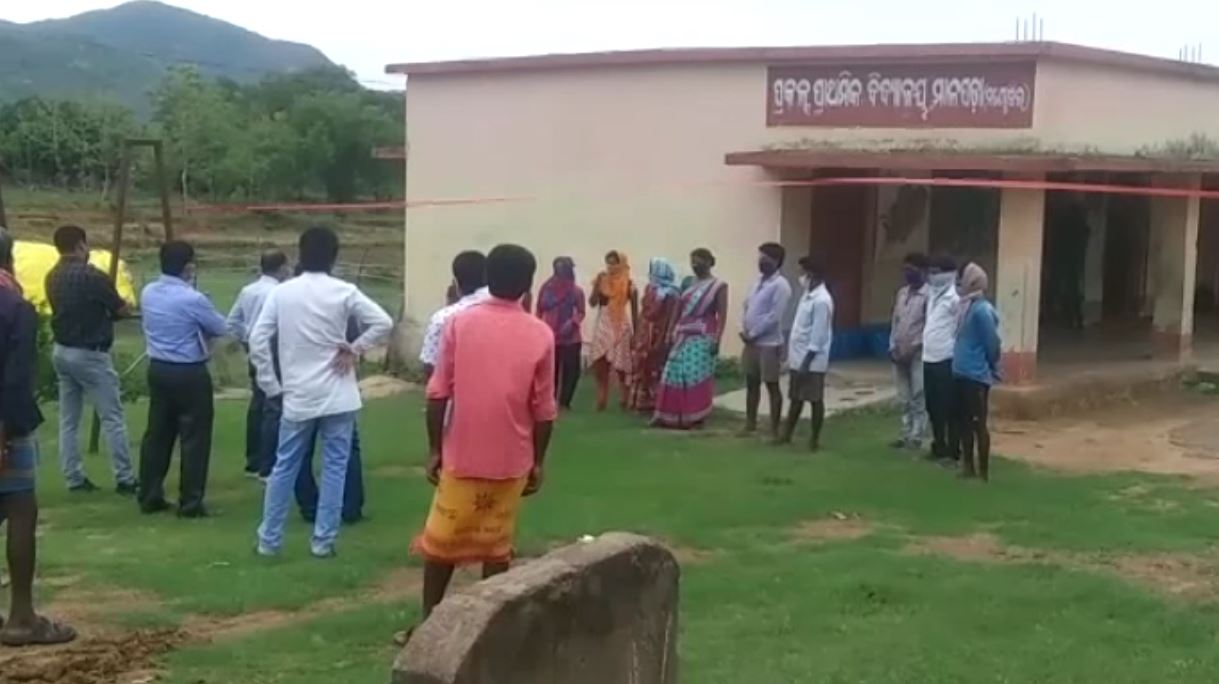 Migrant woman found hanging at quarantine centre in Odisha's Nuapada