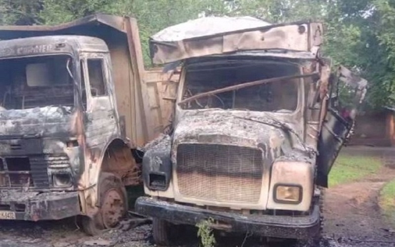 Maoists Torch 4 Vehicles on Chhattisgarh's Dantewada