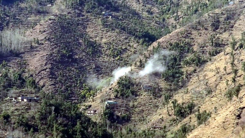 Pakistan violates ceasefire on LoC