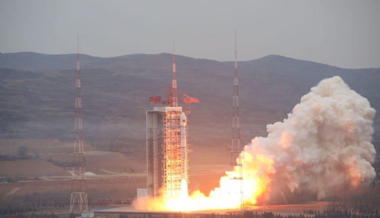 China tests secret spacecraft