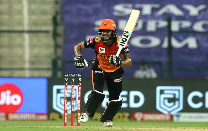 Pandey's 51 helps SRH labour to 142/4 against KKR