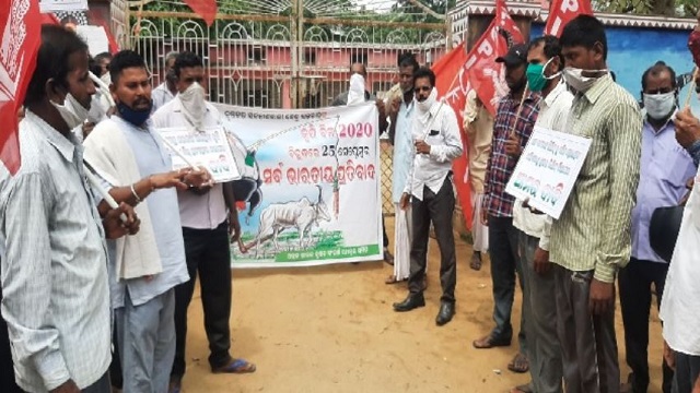 Protests Against Farmer Bills; Demonstrations Of Bharat Bandh At Multiple Places