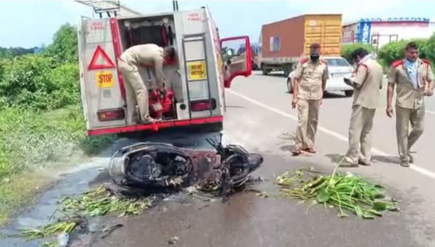 Fuel tank of moving Scooter blasts in tangi