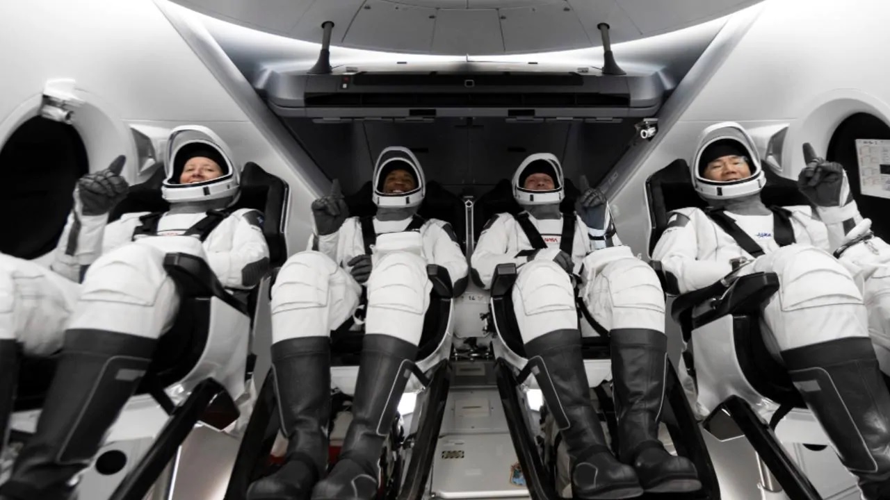 SpaceX Crew Dragon Capsule Docks