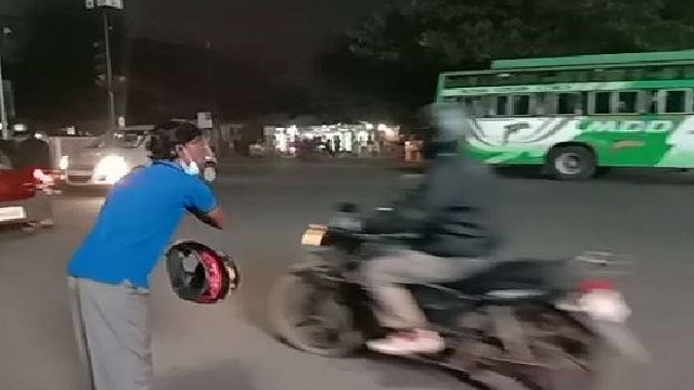 I Have Helmet, Please Give Me Lift: Man Seen Pleading Bikers In Bhubaneswar
