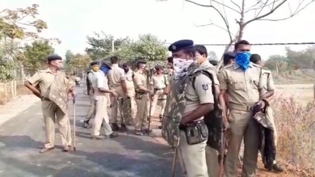 bombing at police team in cuttack