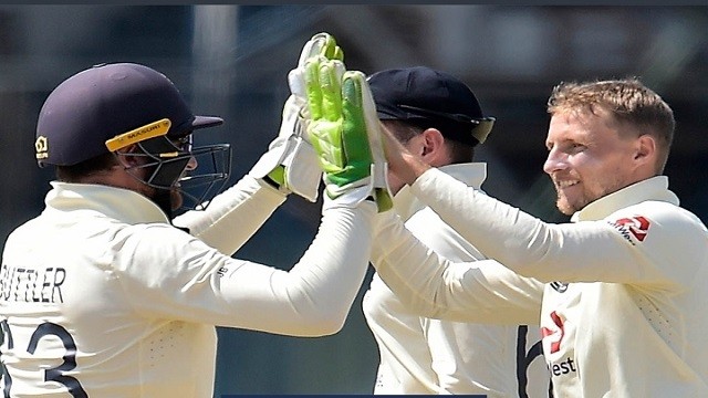 England turn tables on Sri Lanka