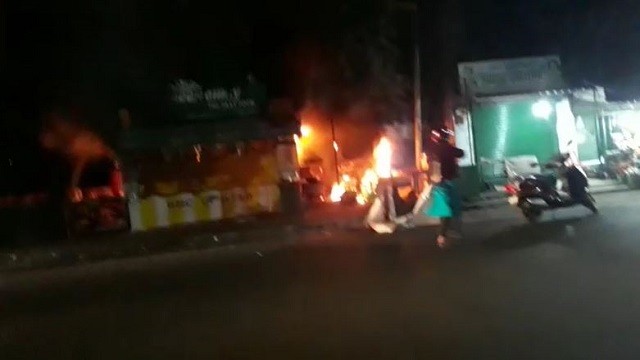 Fire Breaks Out At Green Chilly Fast Food Stall In Bhubaneswar