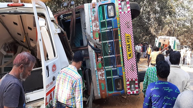 Patient Killed, 5 Critical As Truck Overturns On Ambulance In Odisha