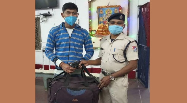 Well-done! RPF Returns Lost Bag With Cash And Valuables In Odisha
