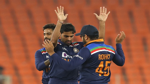 Thakur, Kohli Help India Win 5th T20I, Series Against England