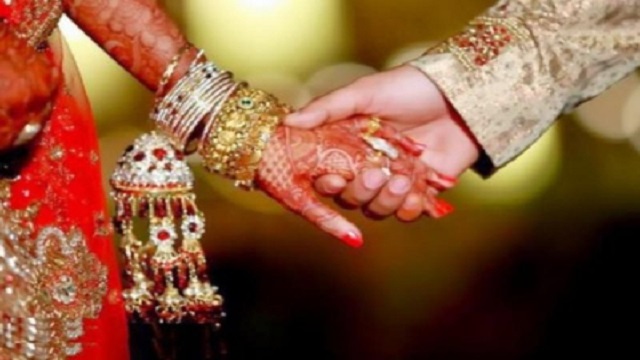 Newly-married couple die in UP