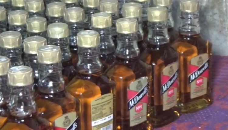 Rs 10 per liquor bottle