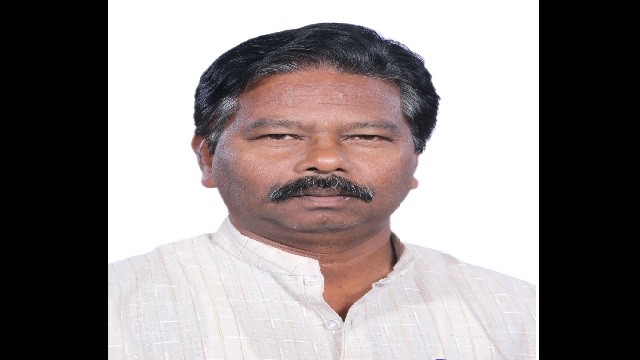 Bishweswar Tudu beats Odisha govt officials