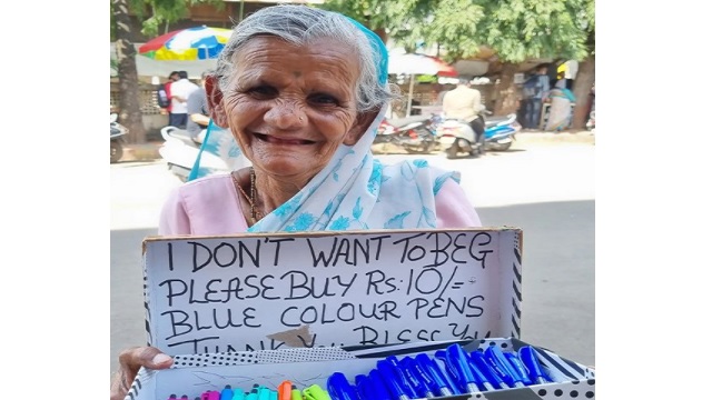 woman sell pens