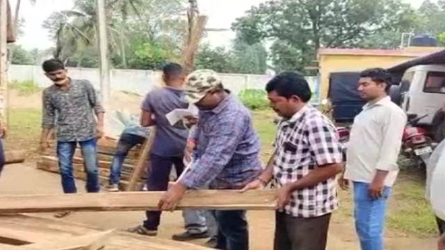 teak wood seized in gajapati