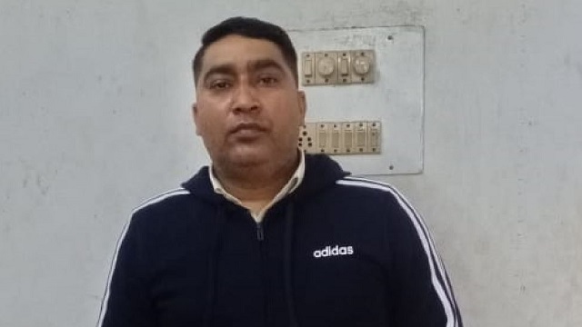 fraudster arrested for duping people in Bhubaneswar