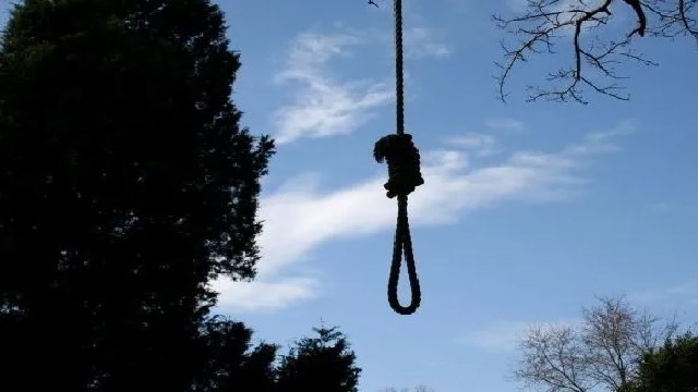 hanging body of youth in bhubaneswar