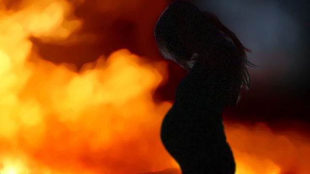 pregnant woman set on fire in odisha