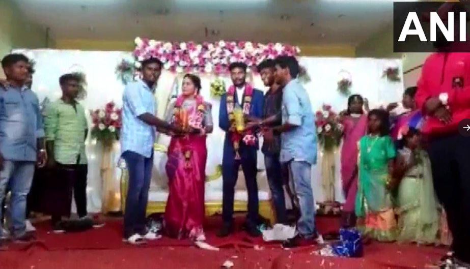 Newly married couple gets petrol wedding gift