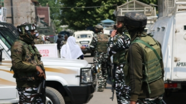 terrorist nabbed in jammu kashmir