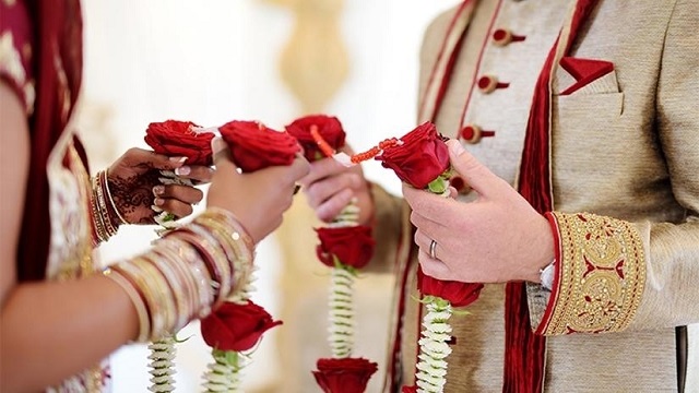bridegroom returns dowry