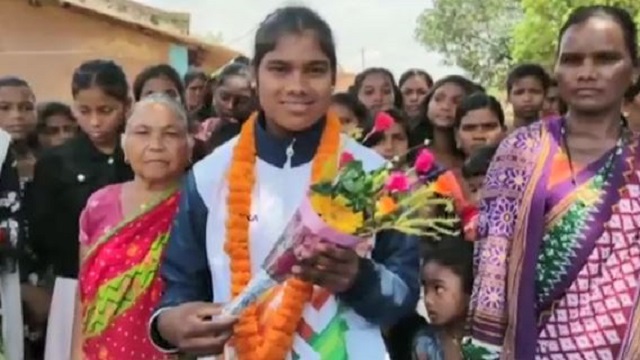 Odisha: KISS student grabs gold in Khelo India National weightlifting championship