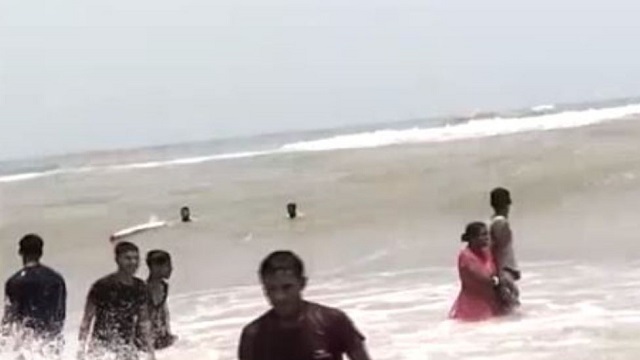 tourists drown puri