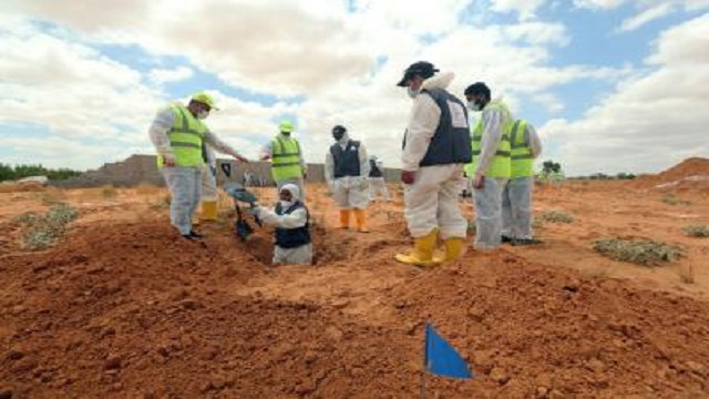 15 unidentified bodies found in Libya mass graves