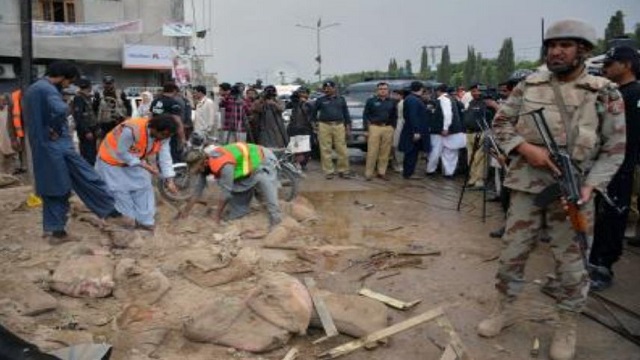 military personnel killed in pakistan
