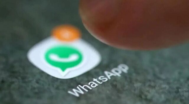 whatsapp voice chat feature