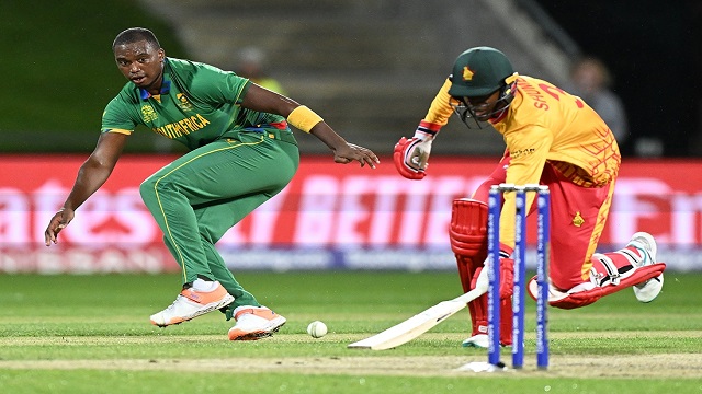 South Africa, Zimbabwe share points at Hobart