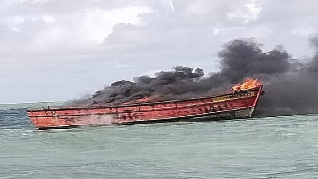 boat catches fire odisha