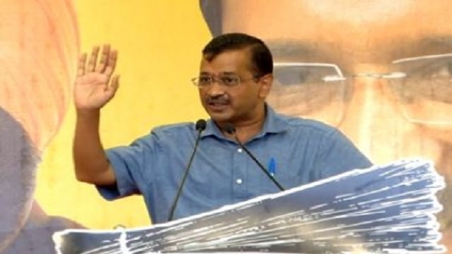 Gujarat: Kejriwal claims to withdraw cases against agitators if AAP comes to power